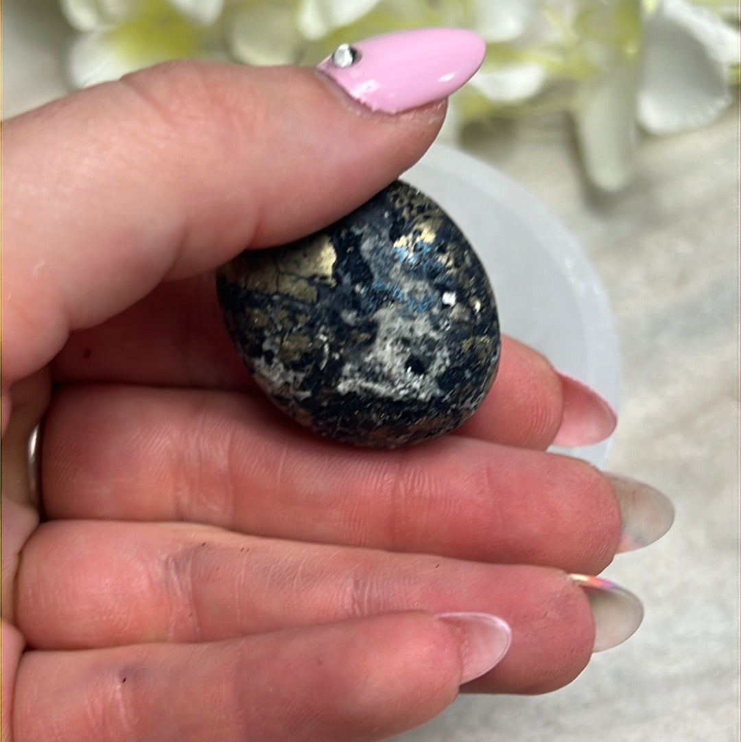 LAST Covellite Chunky Tumble Tumblestone