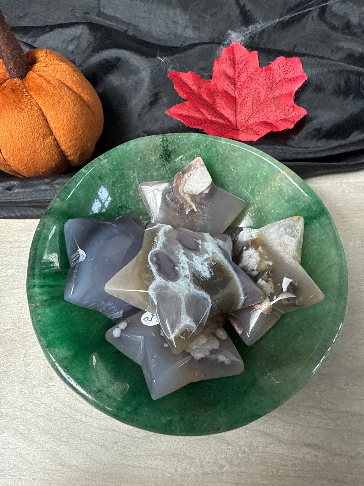 Black flower agate Sakura blossom star