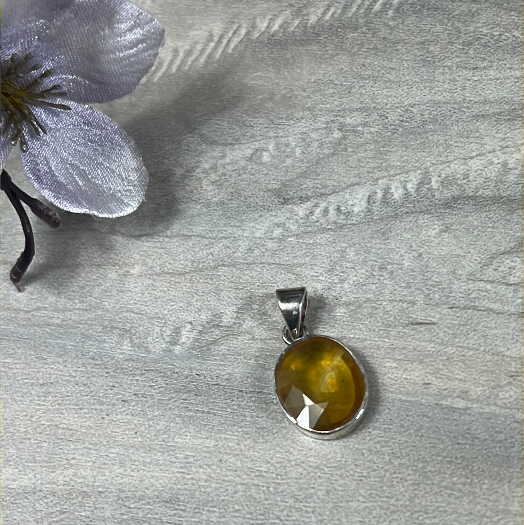 Yellow Sapphire - Sterling 925 Silver Pendant RARE