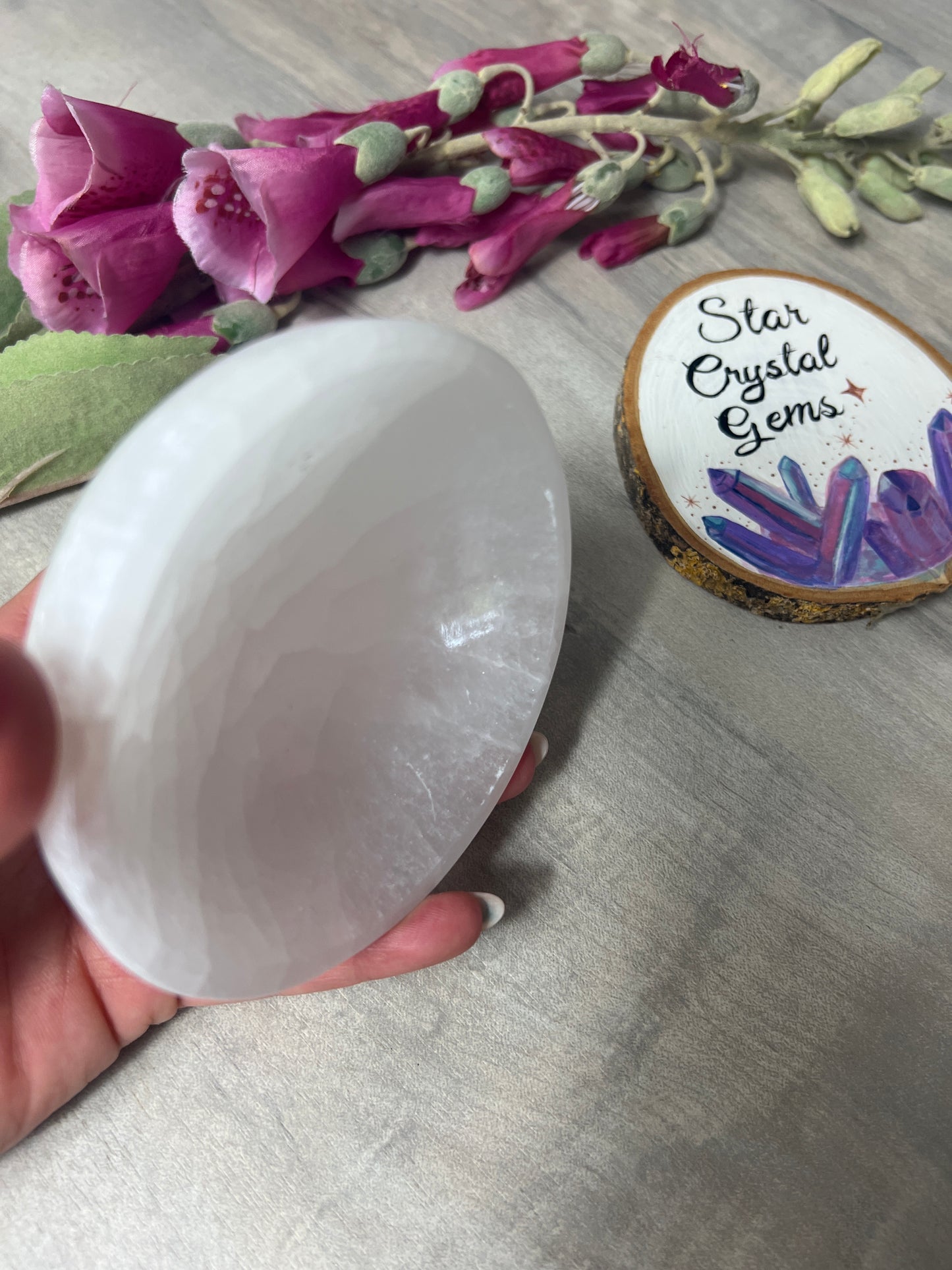 Round Selenite Charging Bowl