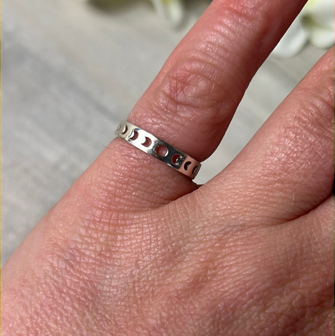 Lunar Phase Cutout  - Mini Iddy Diddy - ( child / toe ) Adjustable 925 Sterling Silver Ring