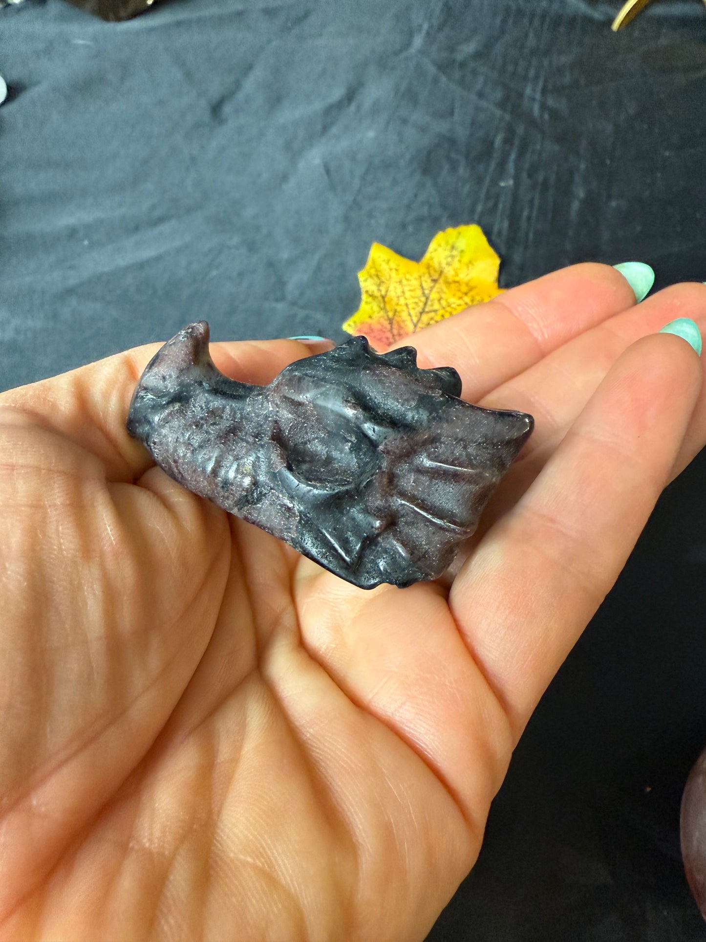 Advfersonite (garnet) Dragon