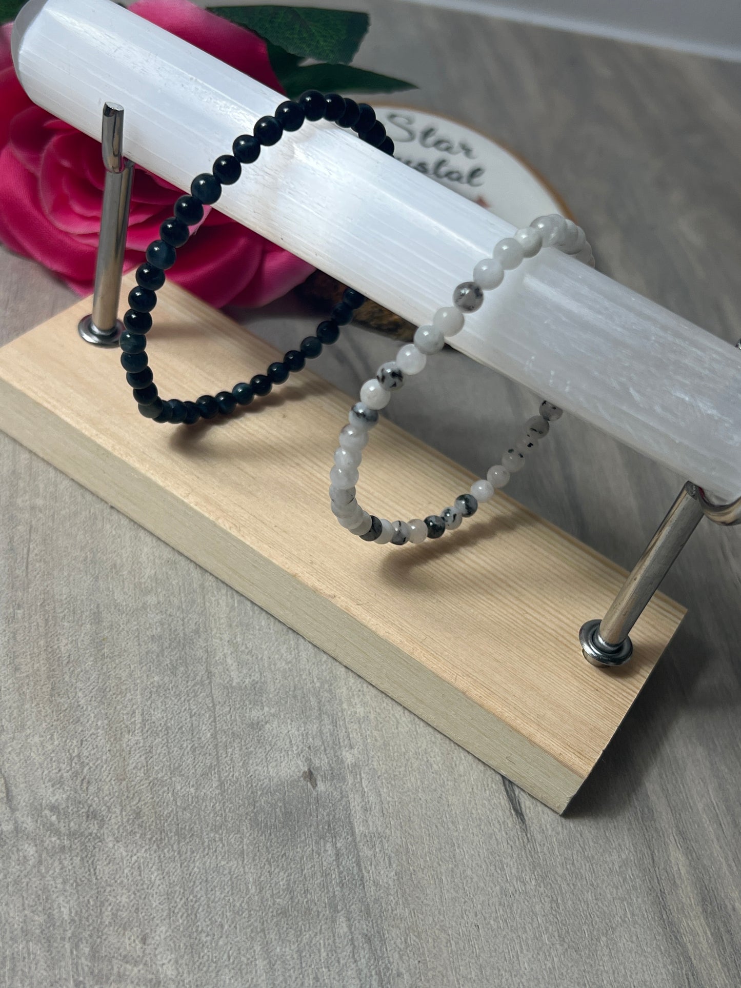Bracelet Selenite Charging Jewellery Stand Holder (selenite included)