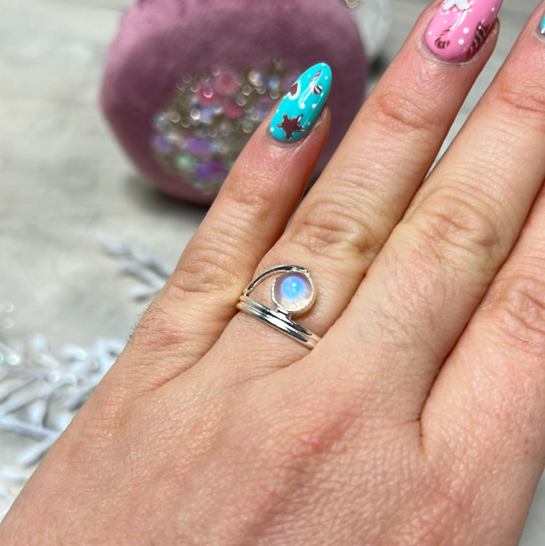 Moonstone Swirl 925 Sterling Silver Ring - Size L 1/2