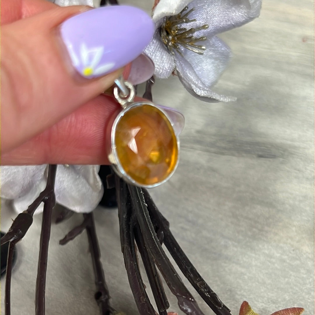 Yellow Sapphire - Sterling 925 Silver Pendant RARE