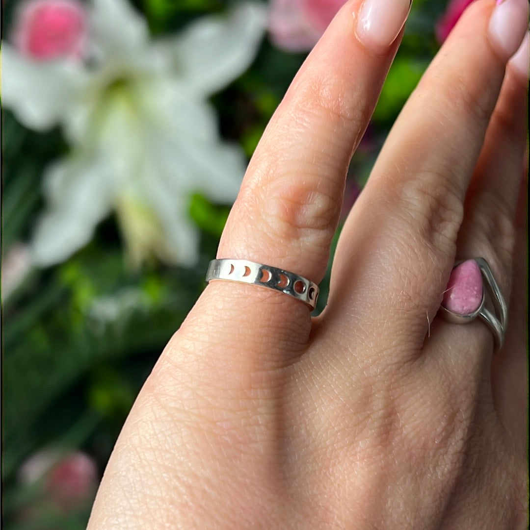 Lunar Phase Cutout  - Mini Iddy Diddy - ( child / toe ) Adjustable 925 Sterling Silver Ring