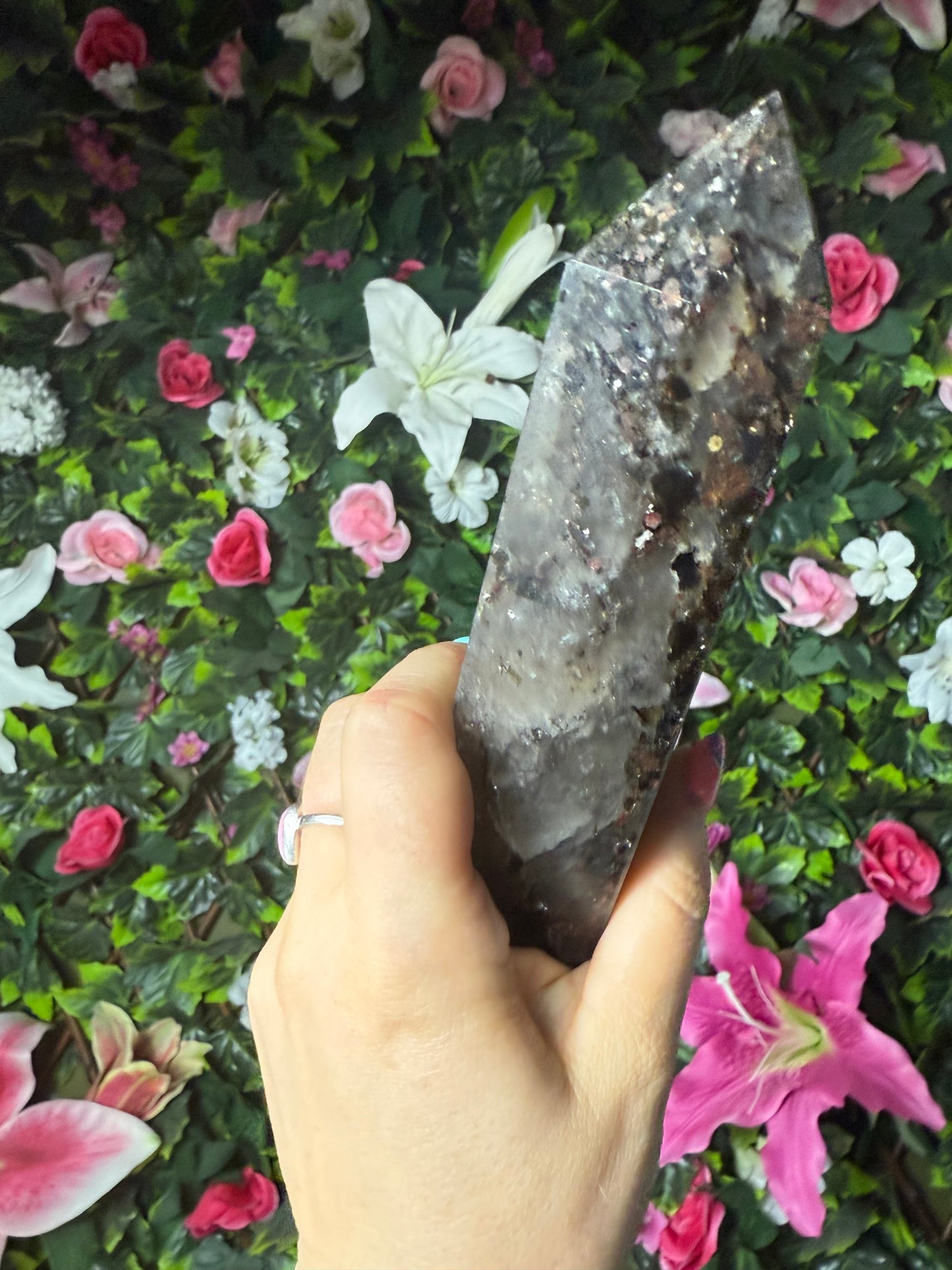 RARE Smokey with garnet & mica Tower Point