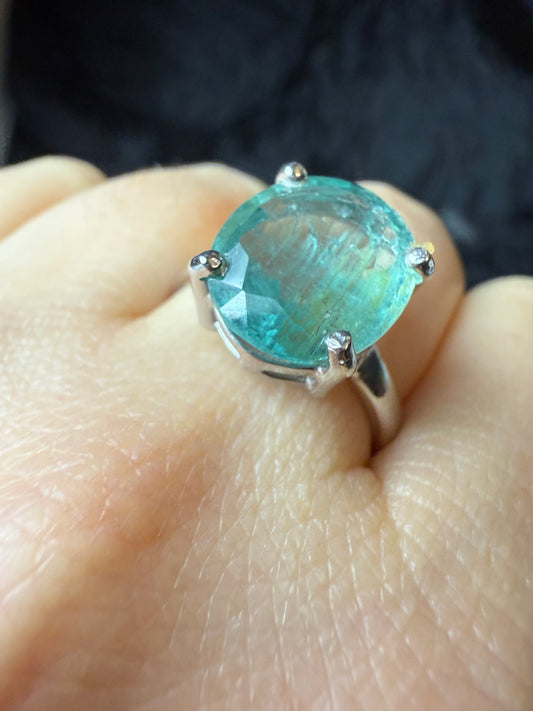 Green Kyantie 925 Ring - Size Q 1/2