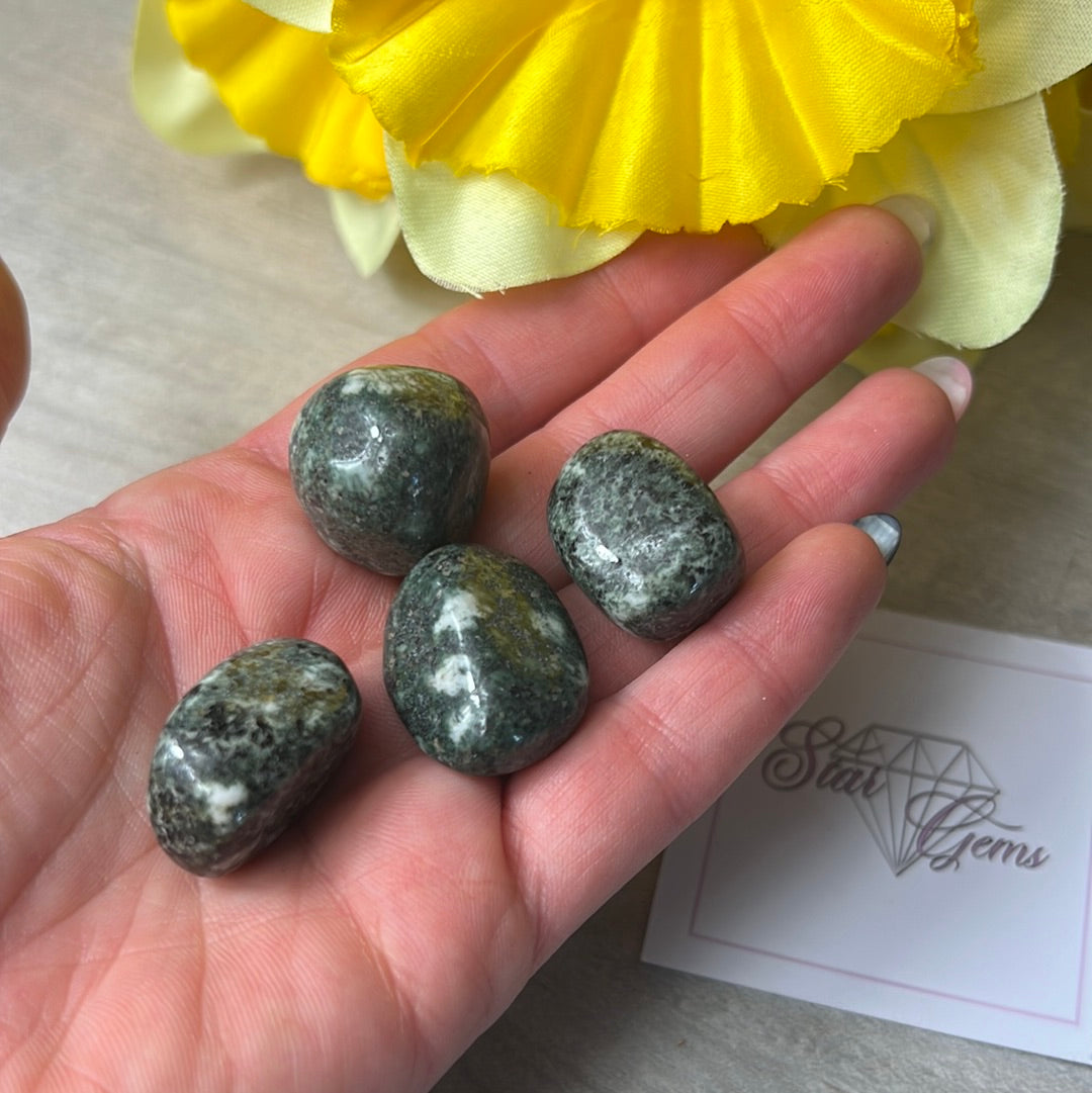 UK Preseli Bluestone Tumble Tumblestone