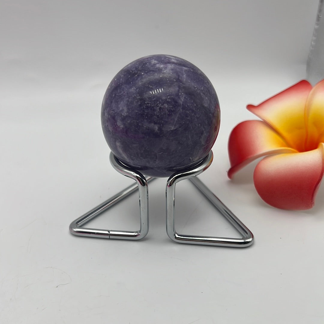 Triangle Raise Silver Metal Sphere Display Stand