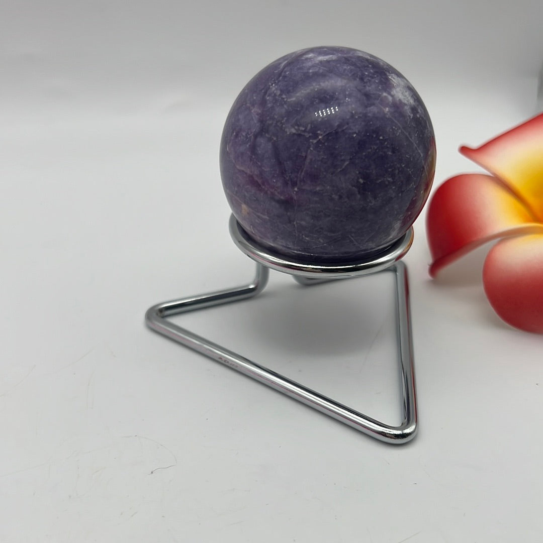 Triangle Raise Silver Metal Sphere Display Stand