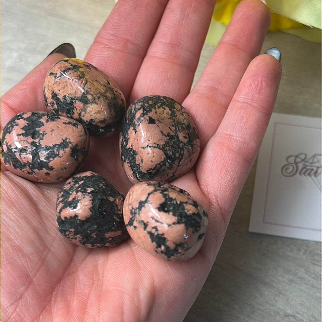 UK Luxullianite Tumble Tumblestone