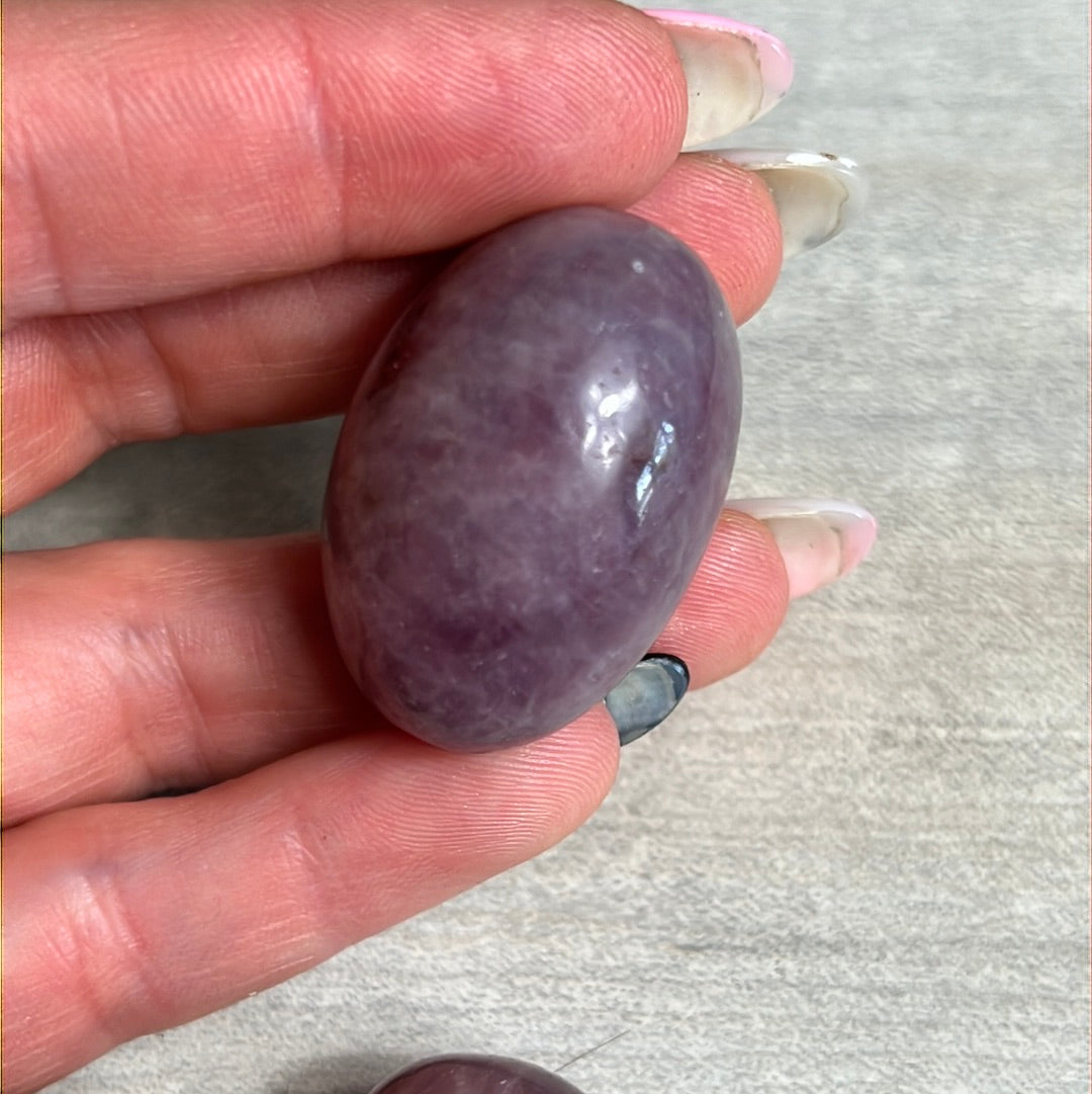 Lavender Purple Rose Quartz Shiva Tumblestone