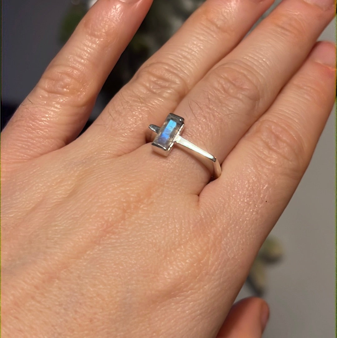 Moonstone 925 Silver Ring -  Size N