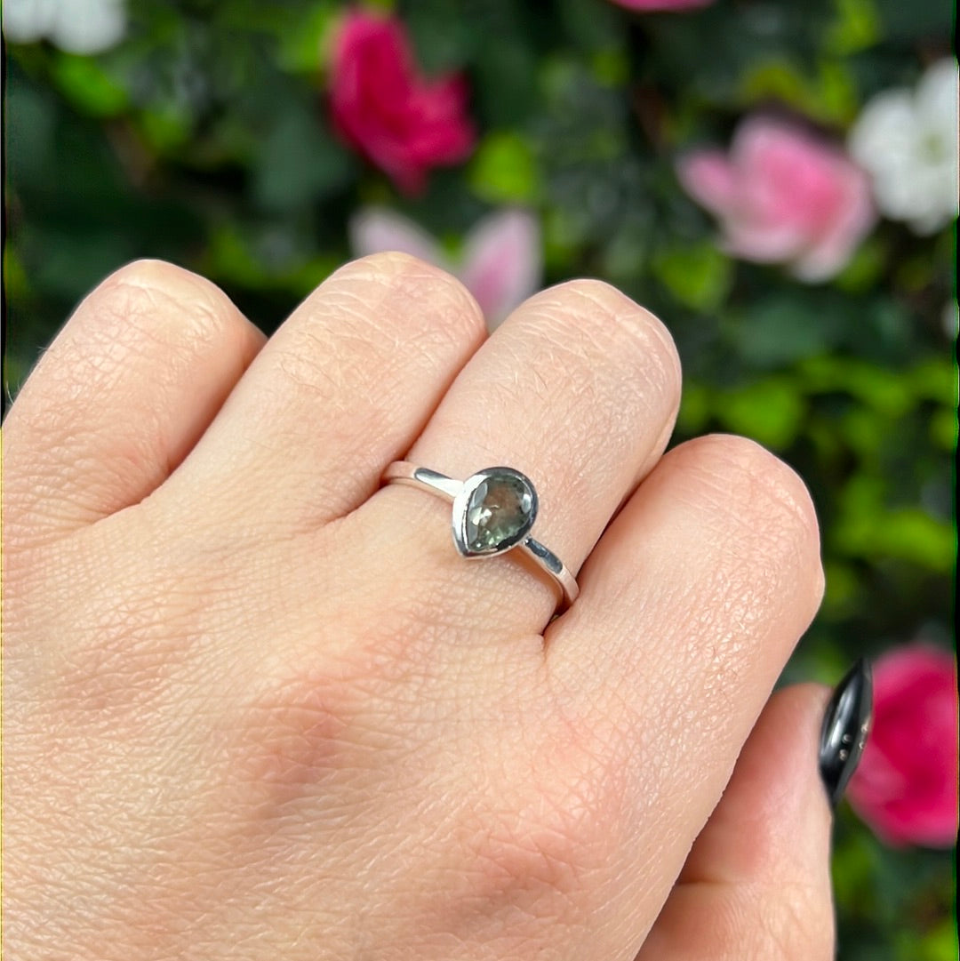 Green Tourmaline 925 Silver Ring - Size Q 1/2 - R