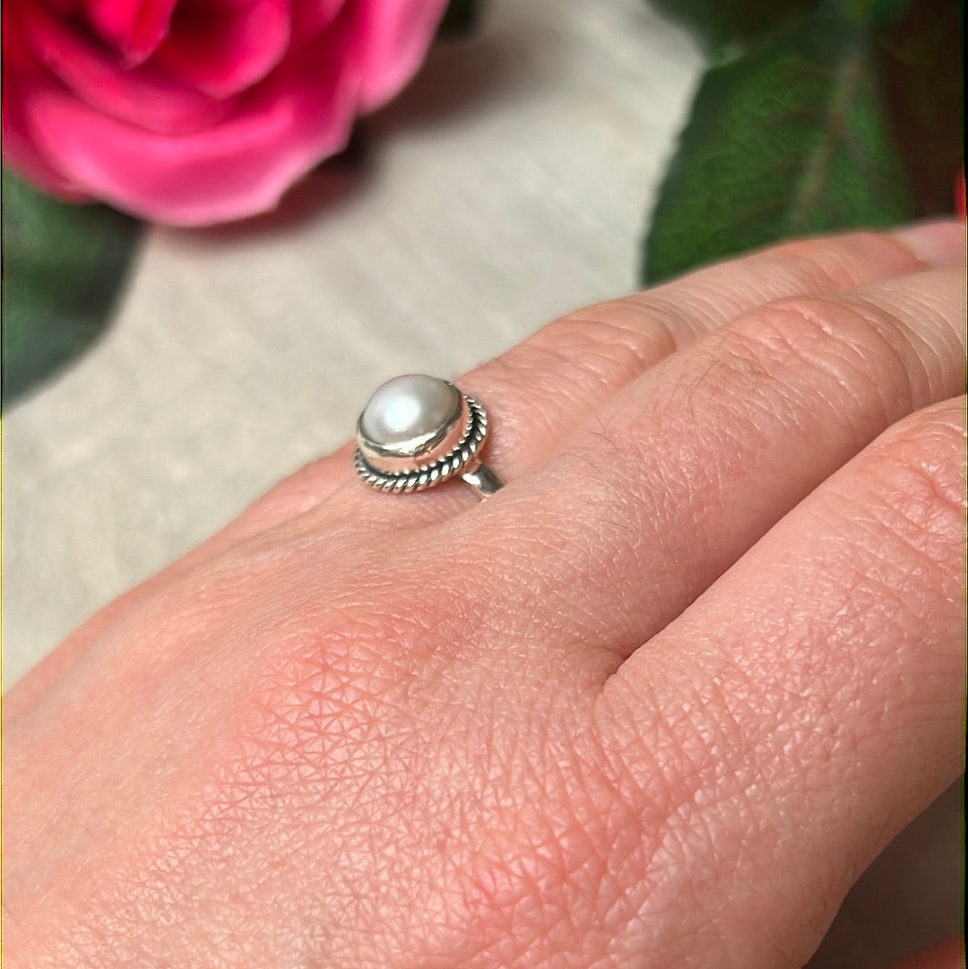 Pearl 925 Sterling Silver Ring -  Size M 1/2