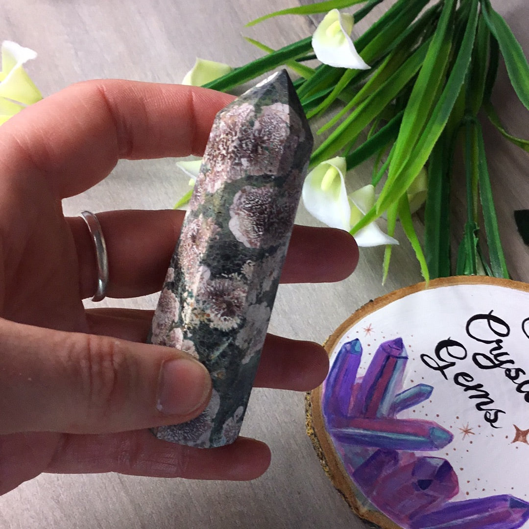 Rhyolite flowers in green African Jasper Tower