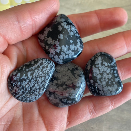 Snowflake Obsidian Tumble Tumblestone