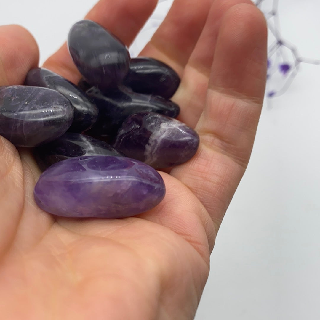 Small Amethyst polished tumble tumblestone