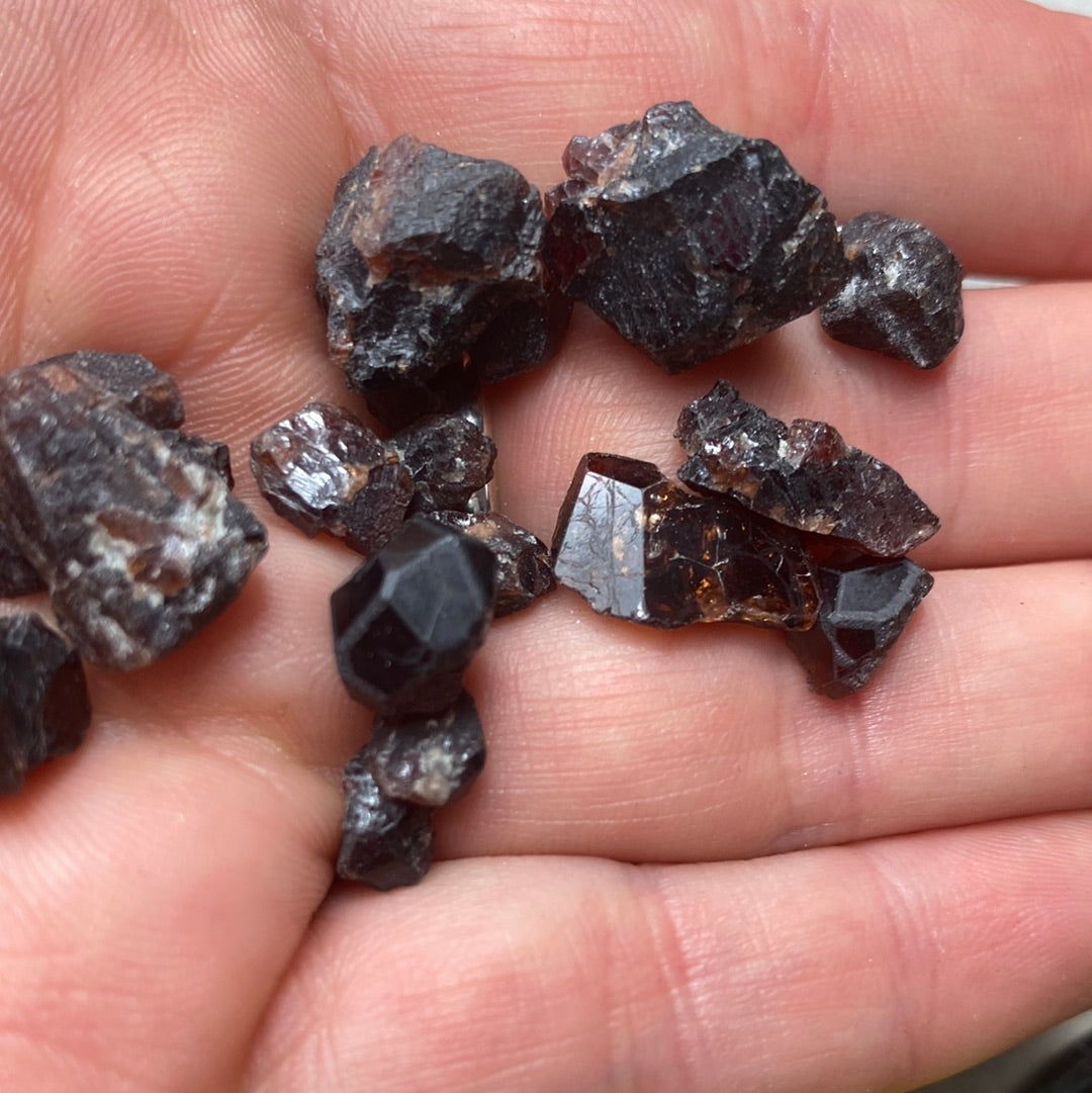 Raw XS Garnet - Tumblestone Tumbles