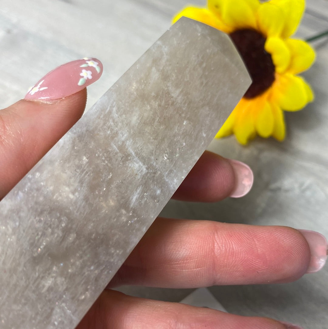 Belomorite - Cream Moonstone and Sunstone Towers