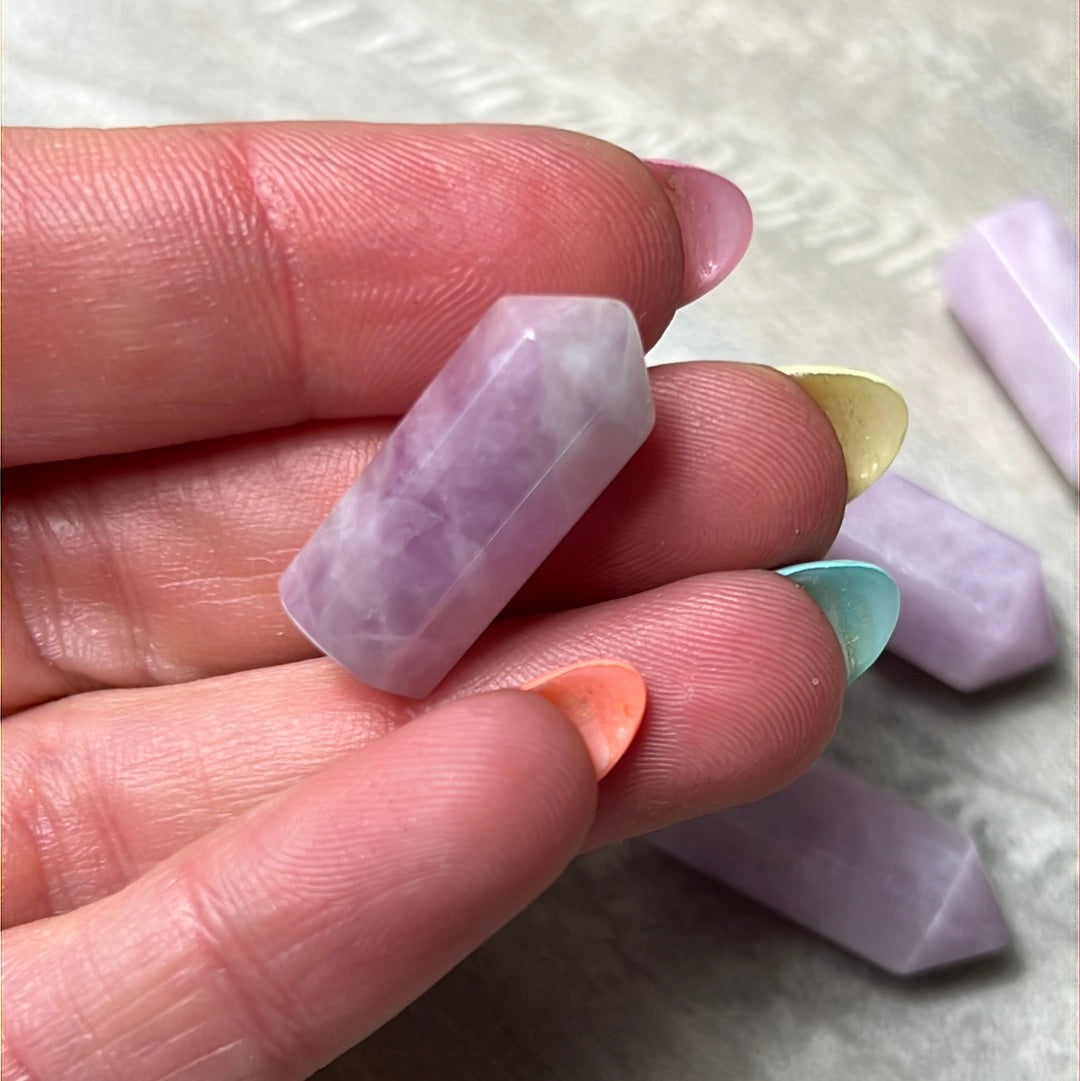 Mini Kunzite Tower Point