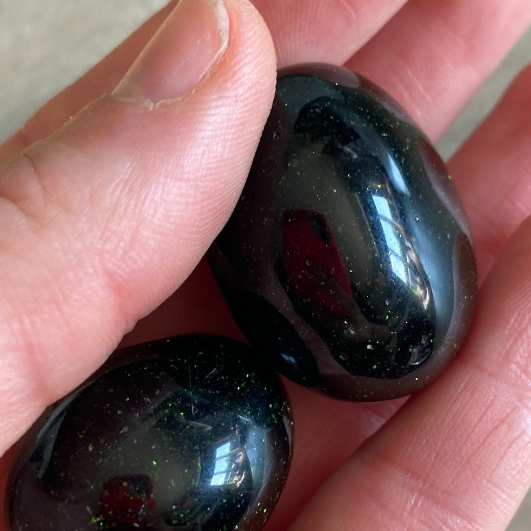 Green Goldstone Tumble Tumblestone