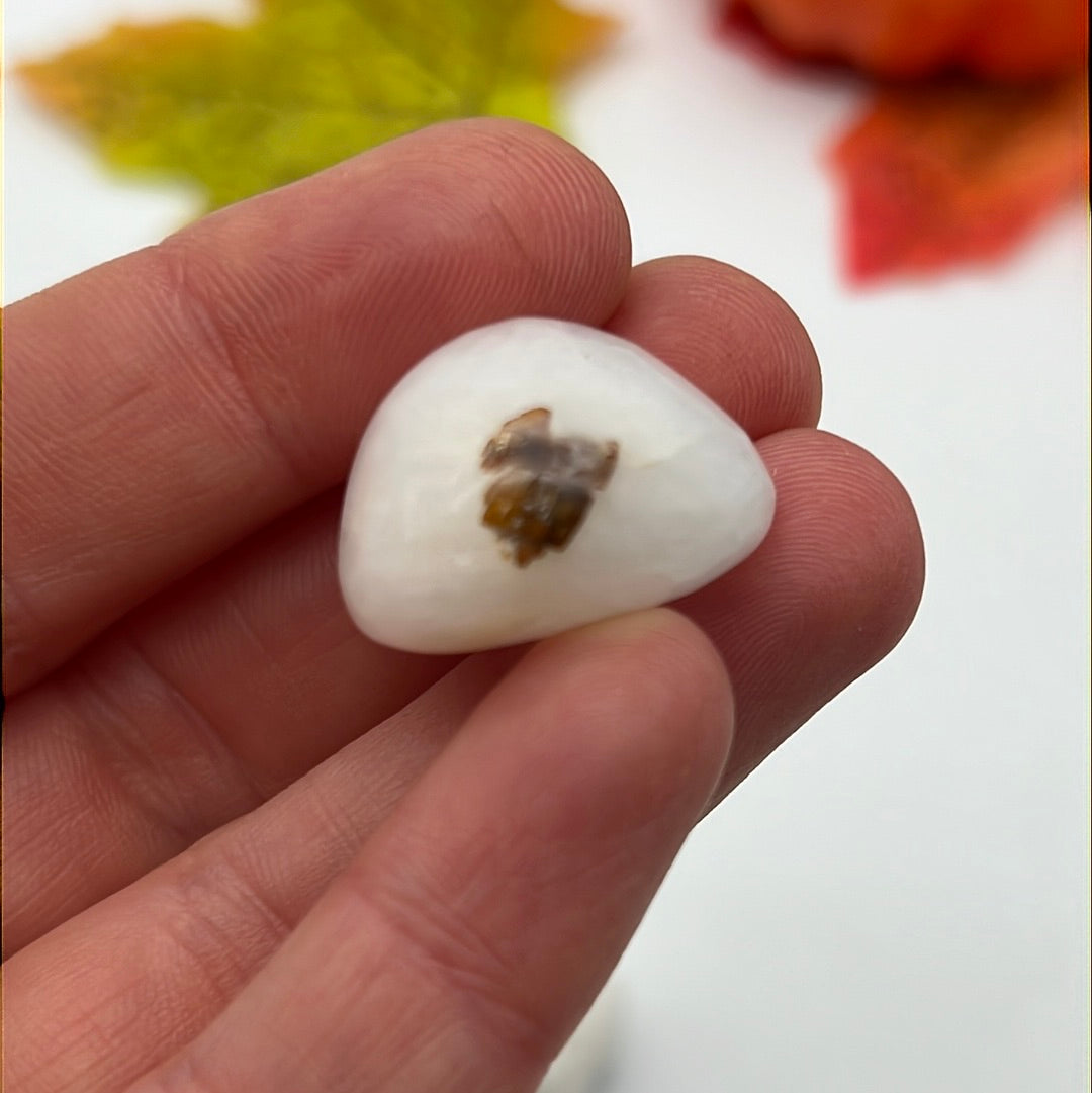 Cryolite Tumble Tumblestone