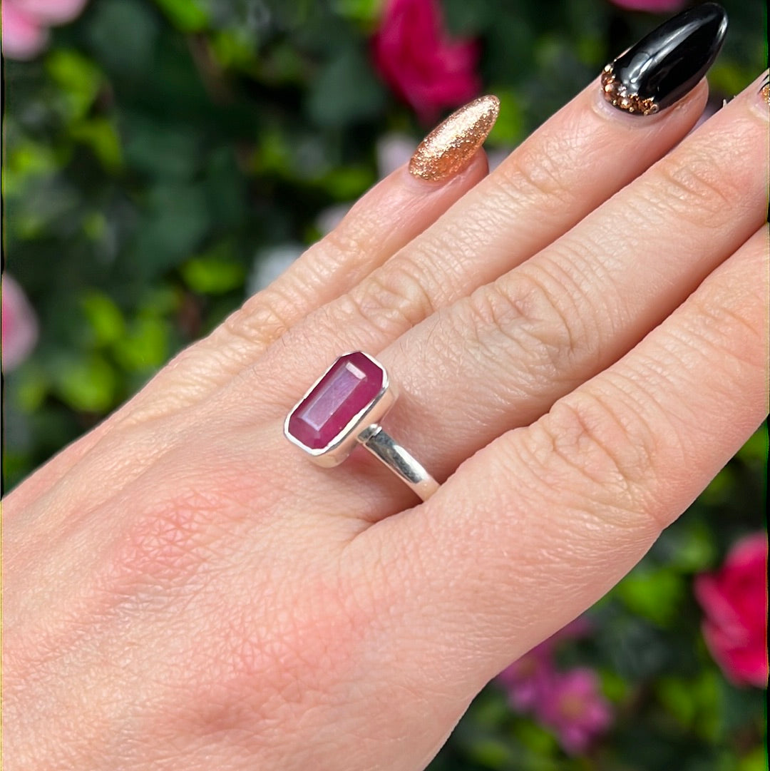 Ruby Natural Facet 925 Sterling Silver Ring - Size S