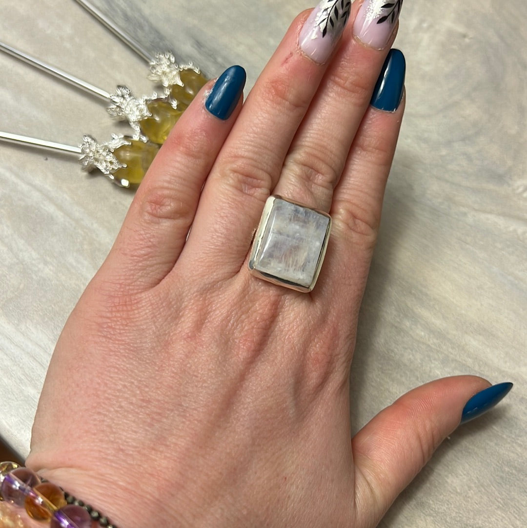 Rainbow Moonstone 925 Silver Ring - Size Q