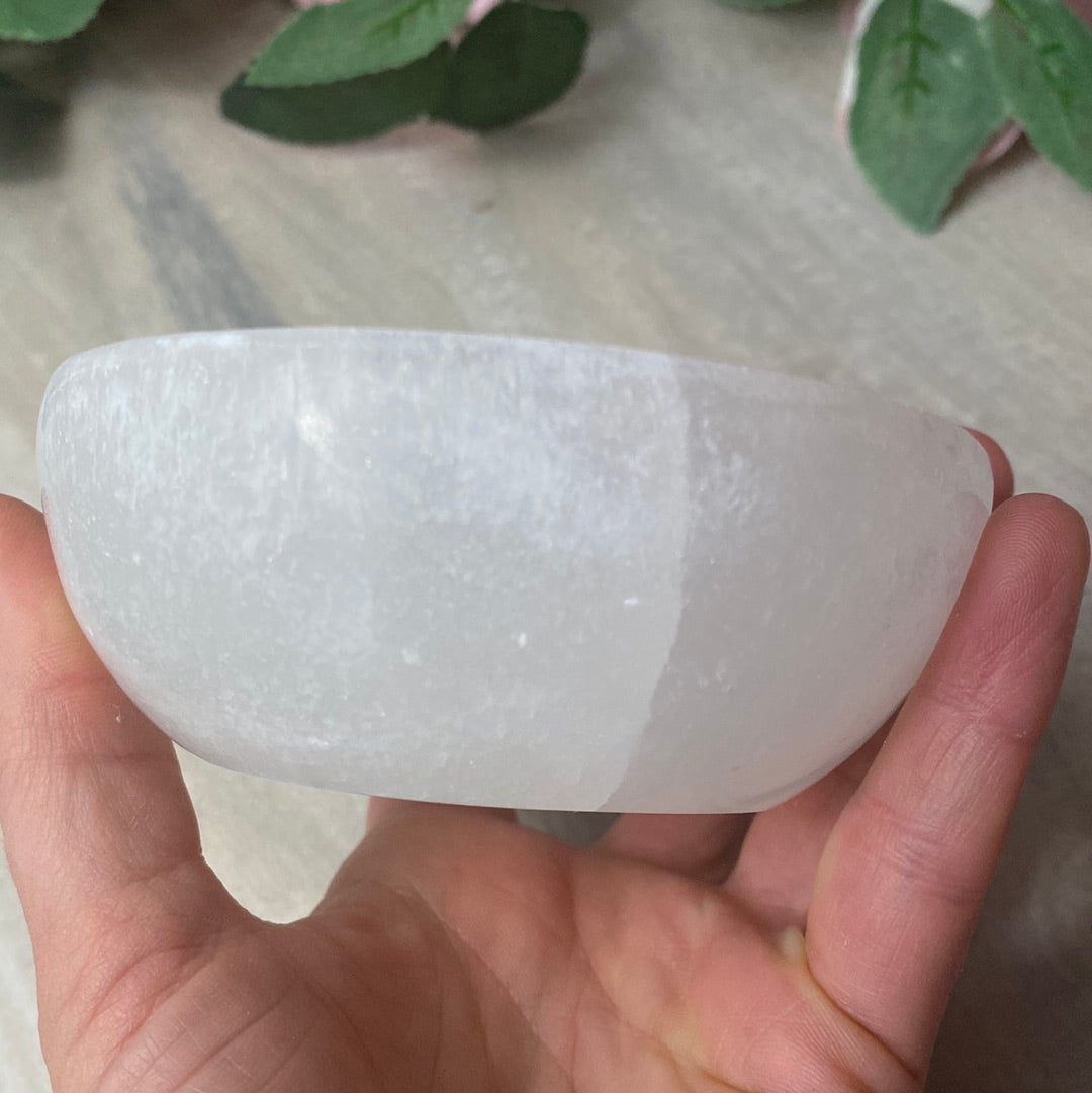 Round Selenite Charging Bowl