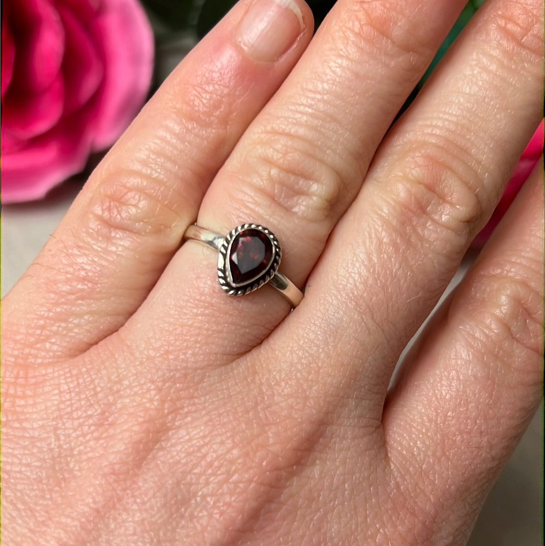 Garnet Facet 925 Silver Ring - Size L 1/2