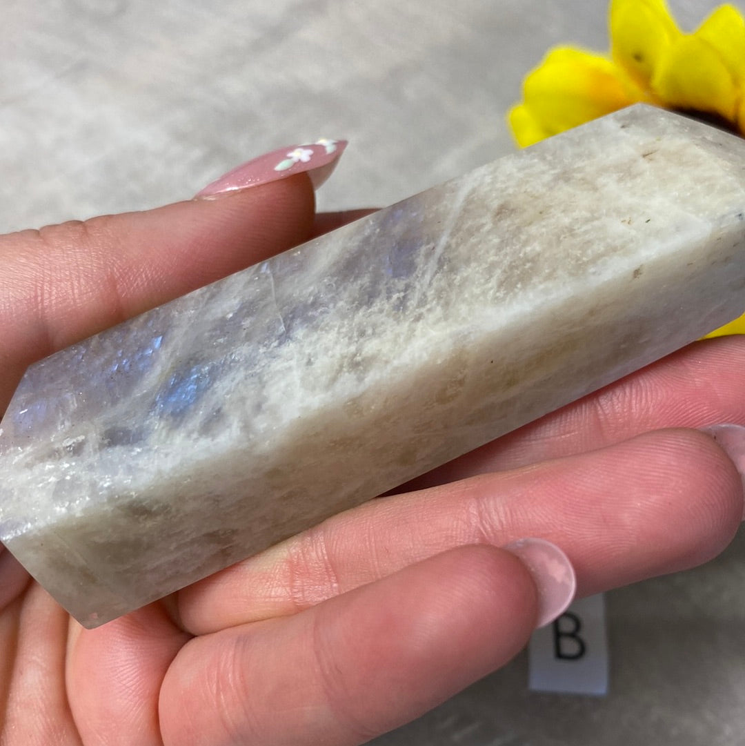 Belomorite - Cream Moonstone and Sunstone Towers