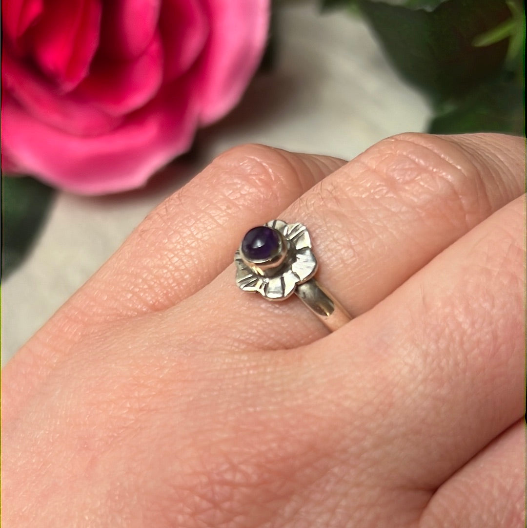 Amethyst Flower 925 Sterling Silver Ring - Size M