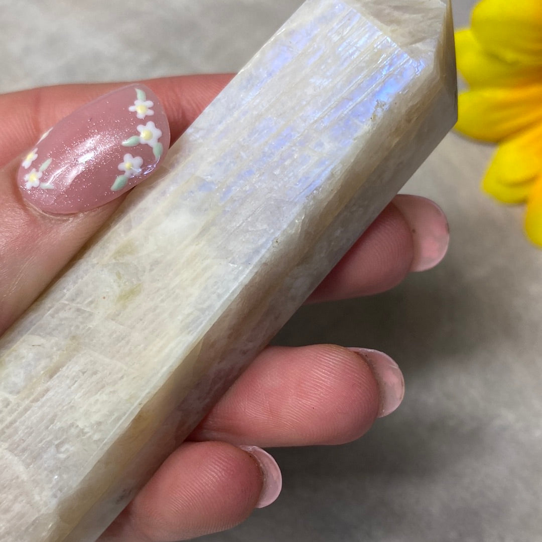 Belomorite - Cream Moonstone and Sunstone Towers