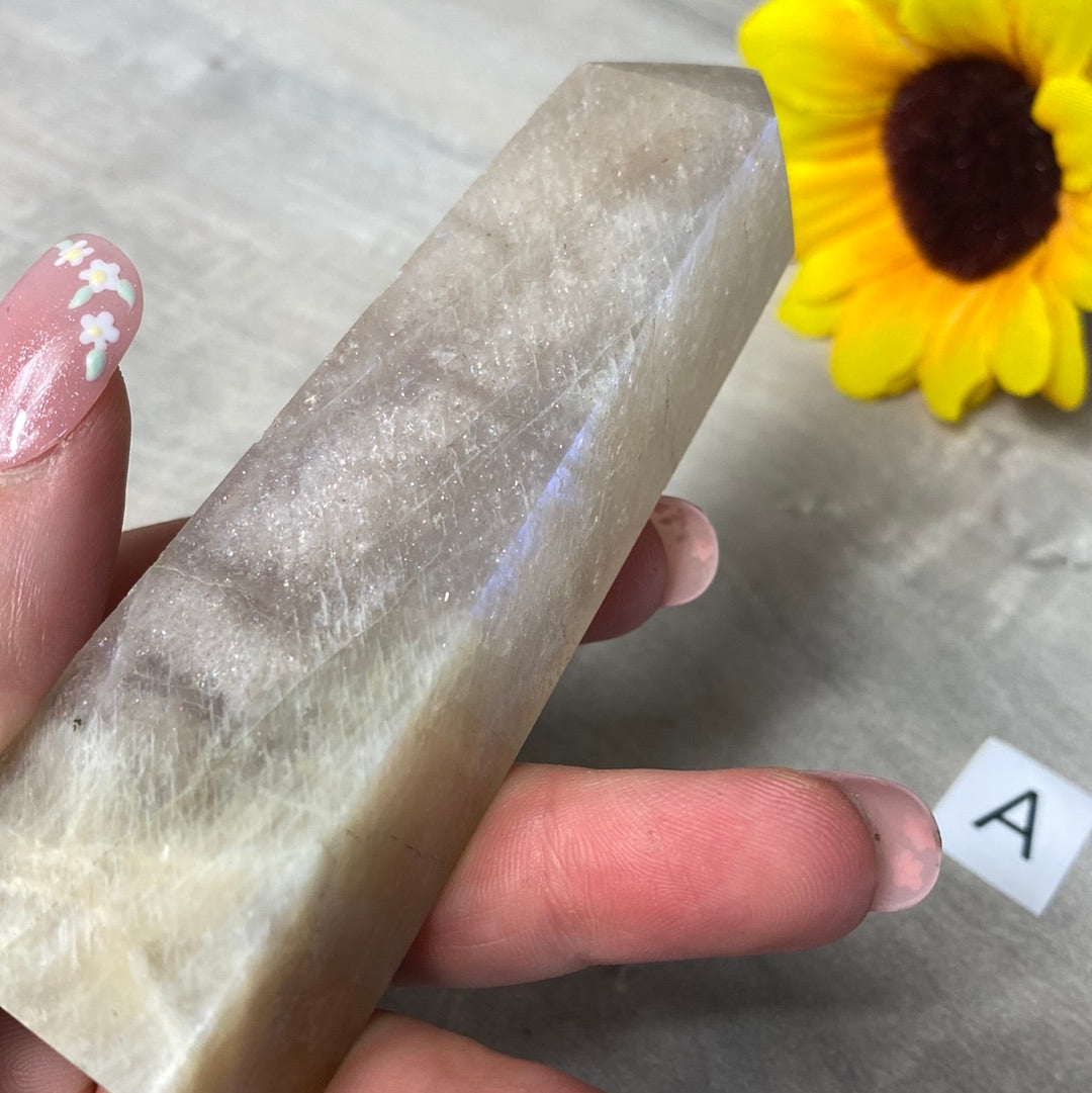 Belomorite - Cream Moonstone and Sunstone Towers