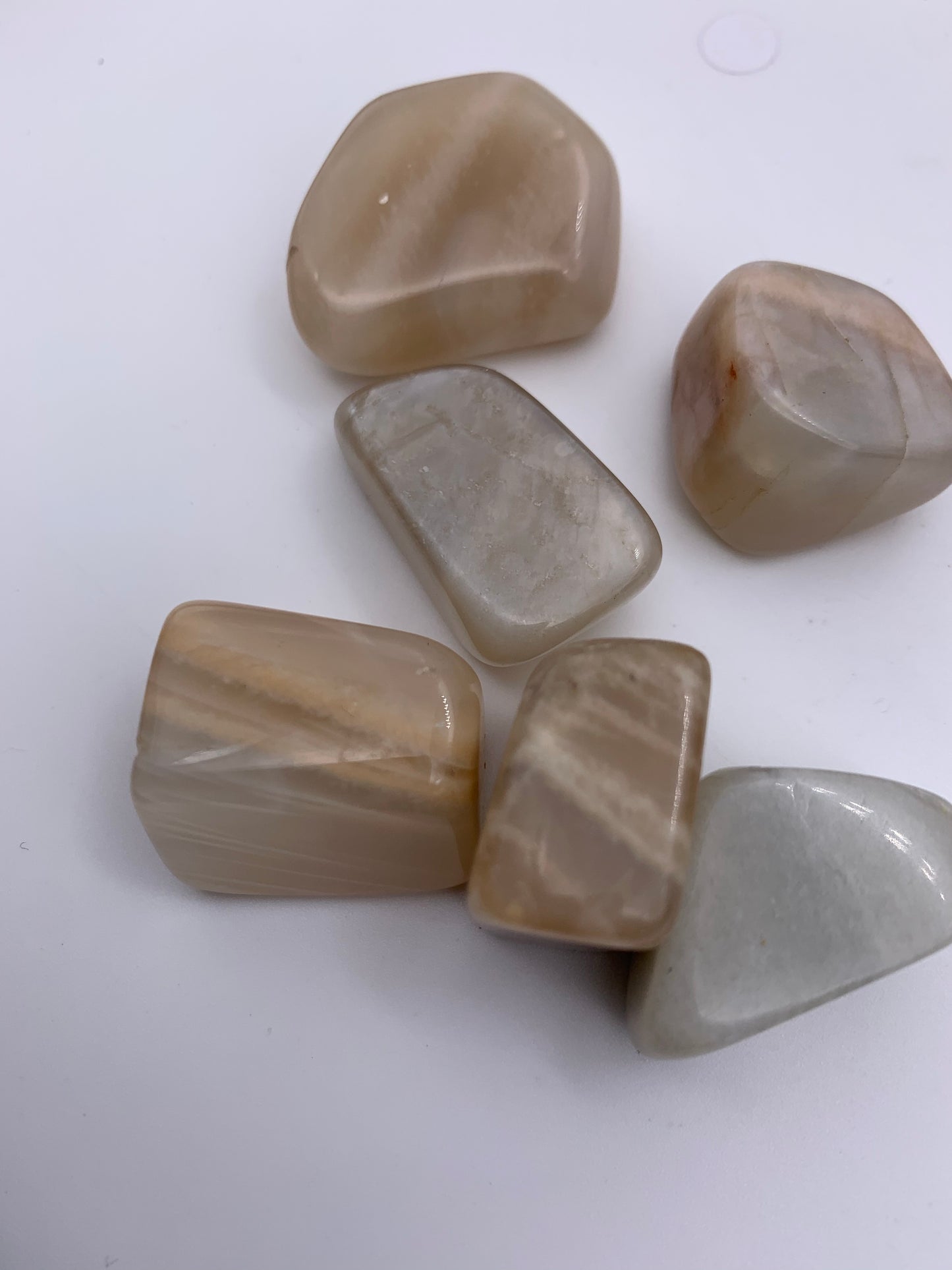 Peach Moonstone Tumble Tumblestone