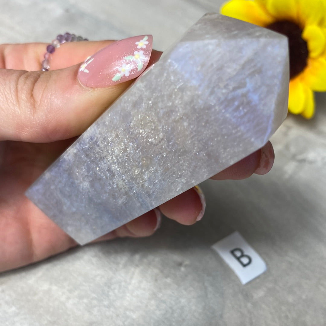 Belomorite - Cream Moonstone and Sunstone Towers