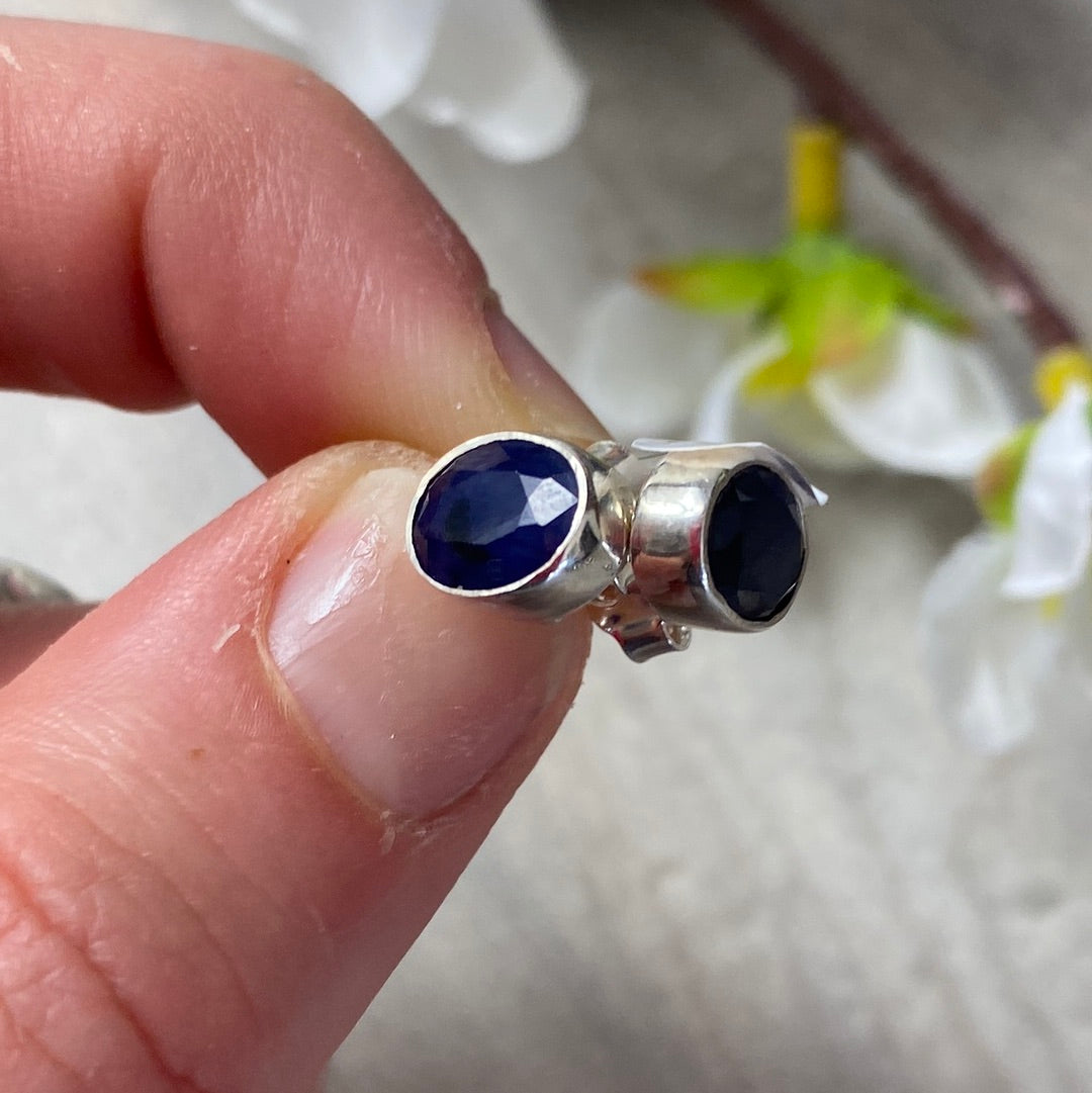 Sapphire Facet 925 Sterling Studs- natural AA Grade