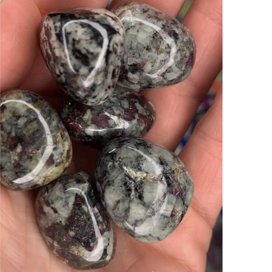 Eudialyte tumble tumblestone