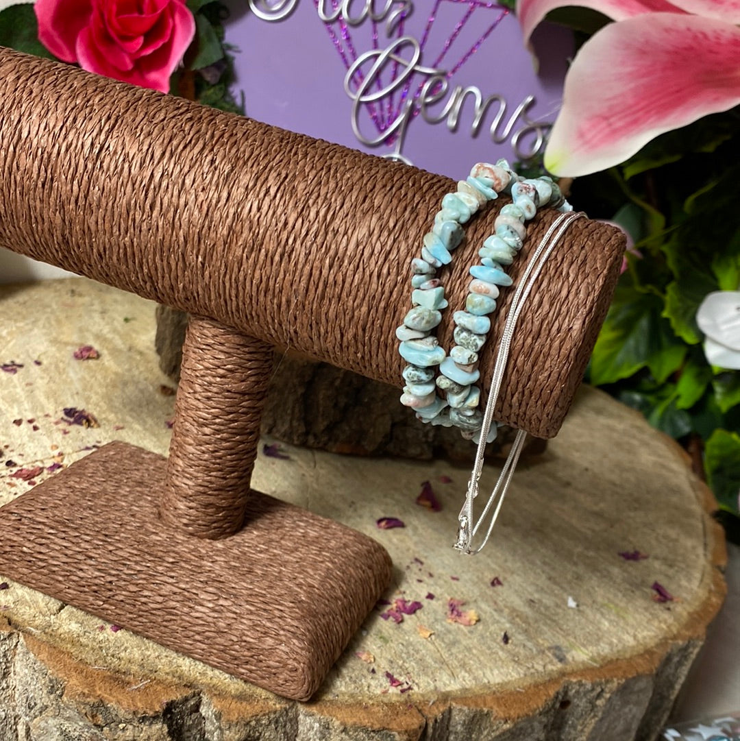 Small Rattan Bracelet Holder Jewellery Stand
