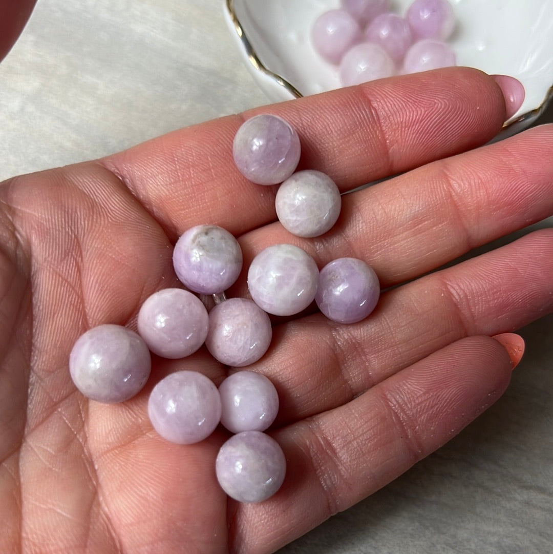Mini Kunzite Sphere - 10mm