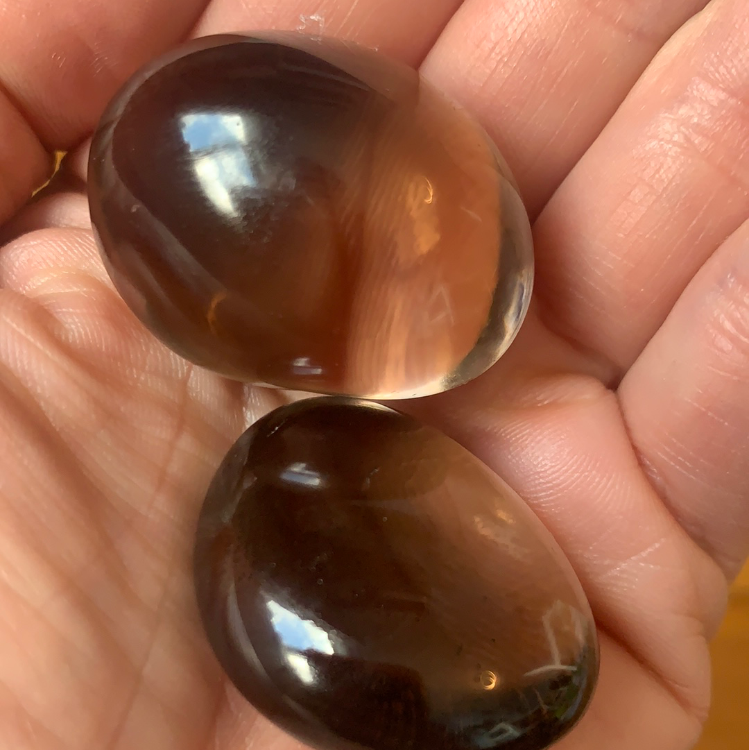 AA Chunky Smoky polished tumble tumblestone