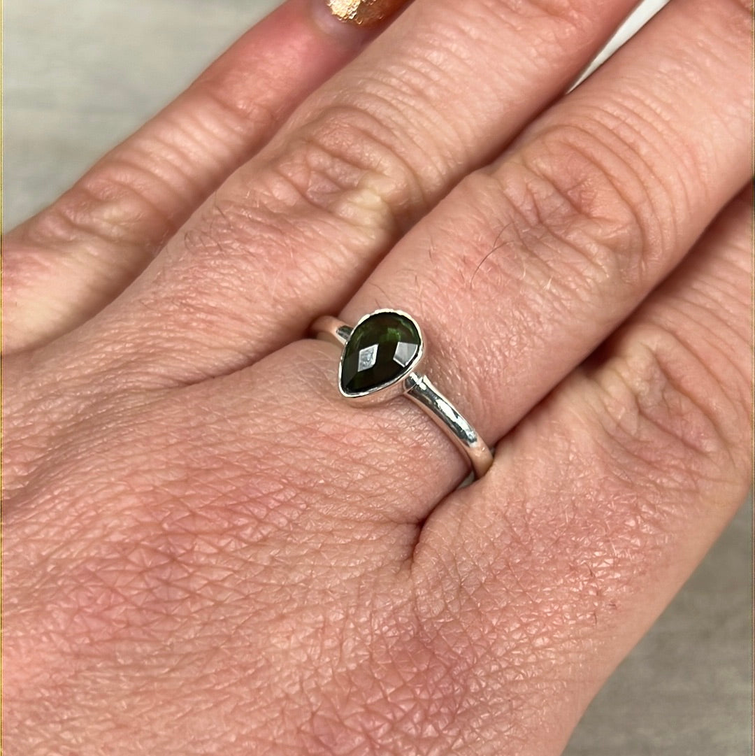 Green Tourmaline Facet 925 Silver Ring - Size L 1/2