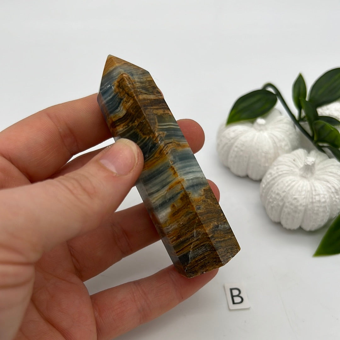 Aquatine Lemurian Calcite Tower (blue onyx)