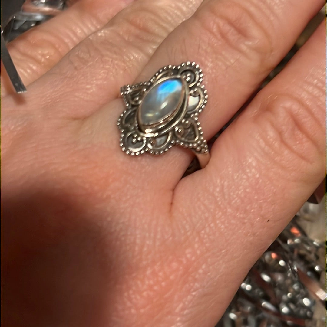 Moonstone 925 Silver Ring -  Size R 1/2