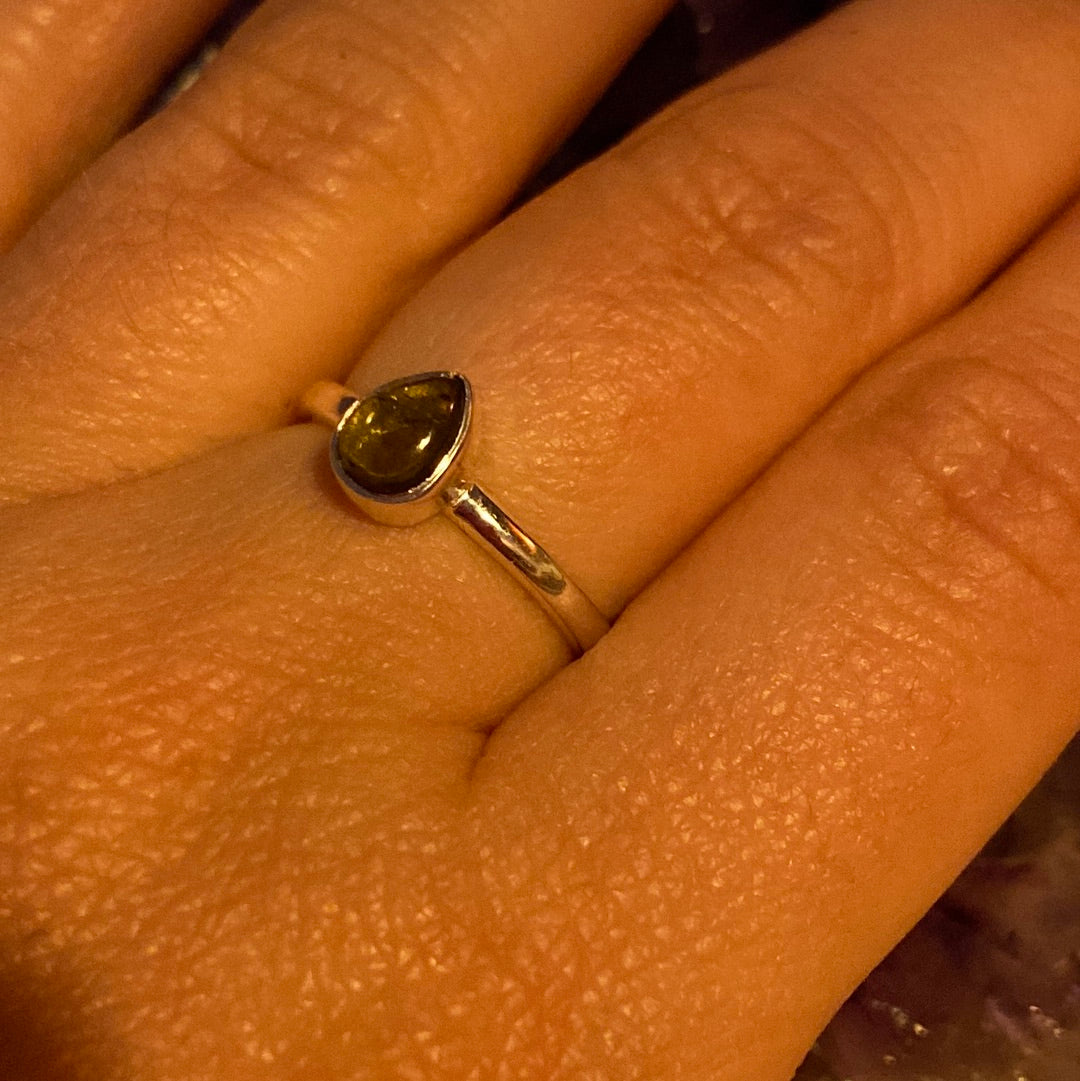 Green Tourmaline 925 Sterling Silver Ring -  Size M - M 1/2