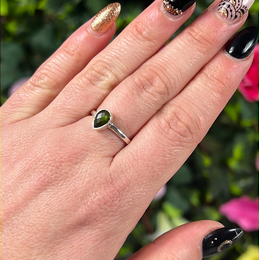 Green Tourmaline Facet 925 Silver Ring - Size L 1/2
