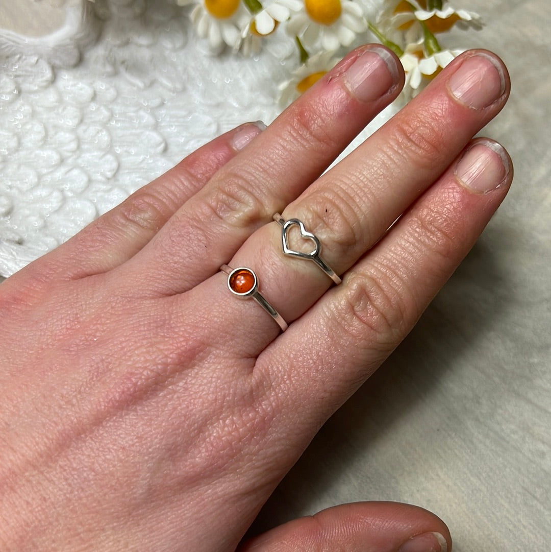 Amber Double Sided Heart Sterling 925 Silver Ring - Size N