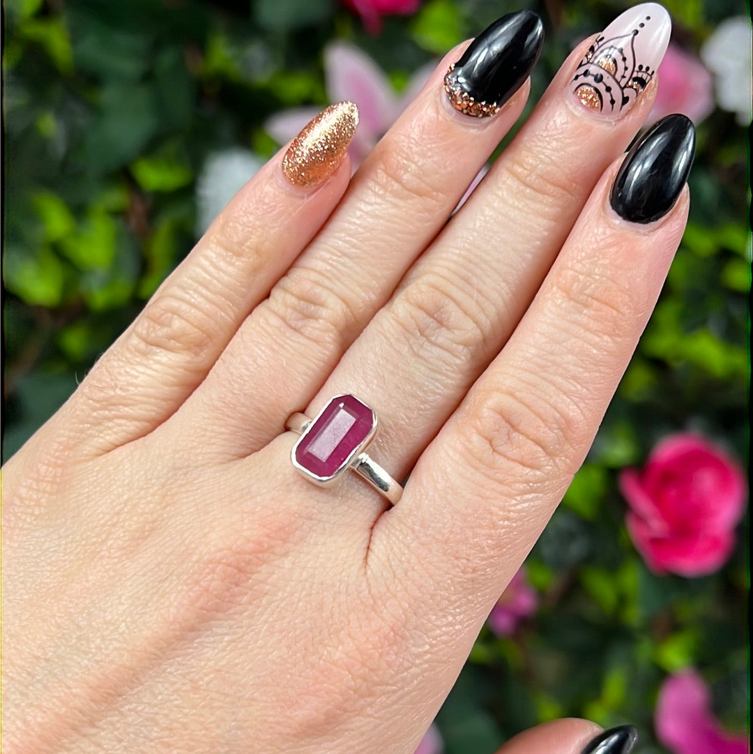 Ruby Natural Facet 925 Sterling Silver Ring - Size S